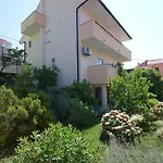Tonka Apartment