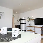 Tonka Apartment