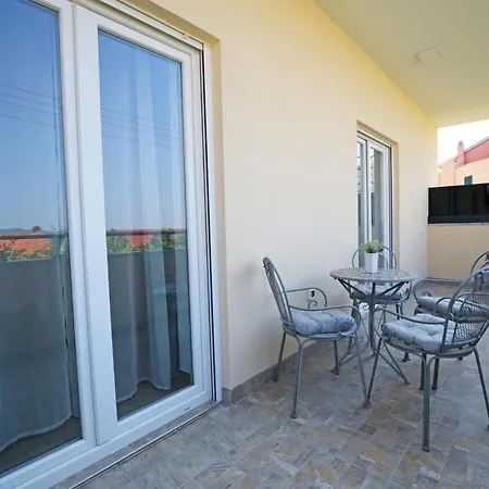 Apartment Tonka Šibenik