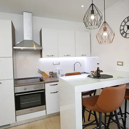 Tonka Apartman *