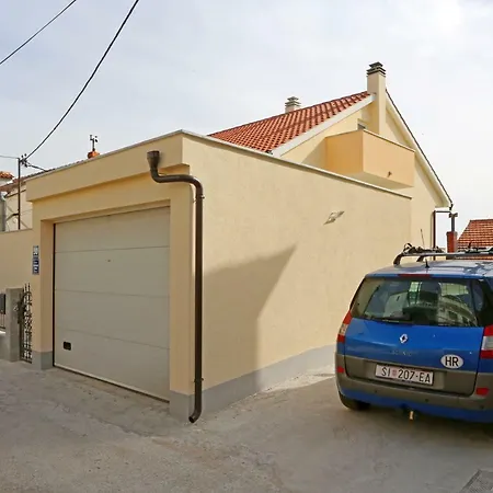 Tonka Apartment
