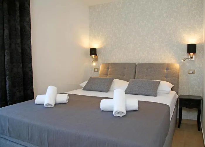 Tonka Apartament Szybenik