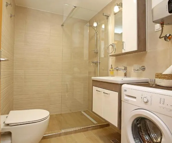 Tonka Apartament Szybenik