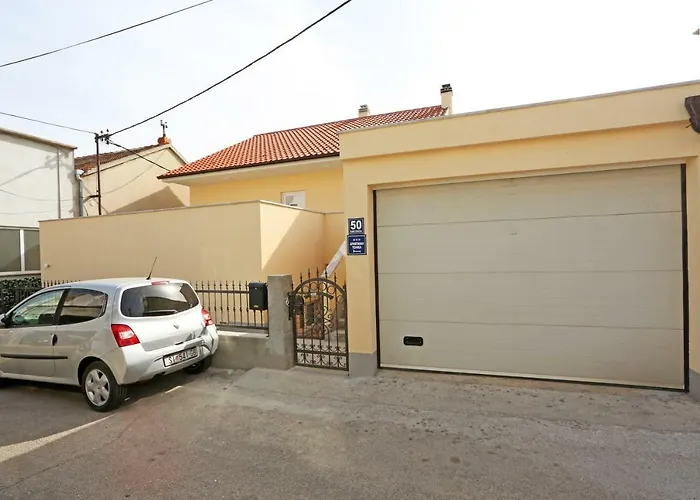 Tonka Apartament Szybenik